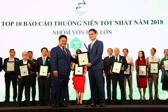 Novaland là thương hiệu BĐS duy nhất được vinh danh trong Lễ trao giải cuộc bình chọn doanh nghiệp niêm yết 2018