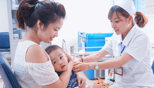 Tiêm bổ sung vắc xin sởi - rubella cho trẻ dưới 5 tuổi