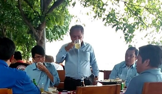 TP.HCM: Nhiều cán bộ, công nhân viên cơ sở cai nghiện “ăn nhậu” trong giờ làm việc