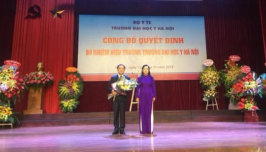 GS.TS.BS Tạ Thành Văn trở thành tân Hiệu trưởng Trường ĐH Y Hà Nội