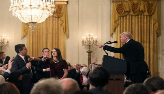 Hãng tin CNN kiện Nhà Trắng vì “cấm cửa” phóng viên?