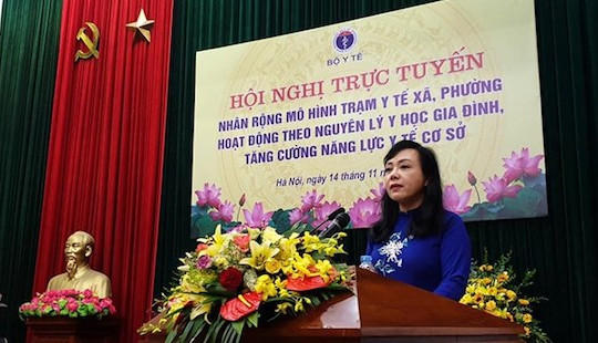 Bộ trưởng Y tế: Không để người nghèo ở lại phía sau trong chăm sóc y tế