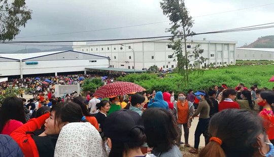 Lại xảy ra việc gần 4.000 công nhân đình công đòi quyền lợi