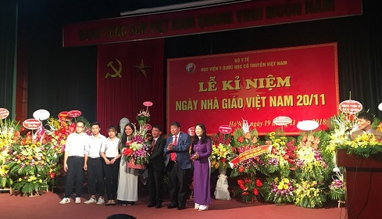 Học viện Y Dược học Cổ truyền Việt Nam tổ chức kỷ niệm Ngày Nhà giáo Việt Nam