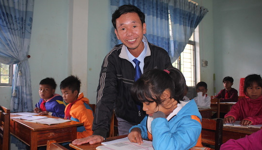 Ánh sáng trên “ốc đảo” Kon Pne