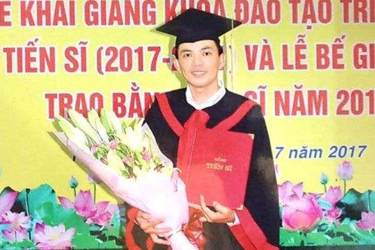 Tiến sĩ lừa tình hàng loạt phụ nữ, có nhiều..."con rơi"