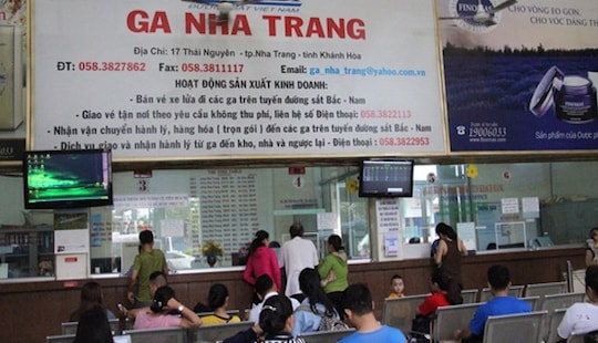 “Cháy” vé tàu Tết 2019, cung không đủ cầu