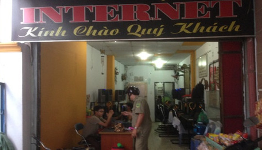 Thiếu niên 15 tuổi đâm nhiều người bị thương ở tiệm game
