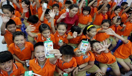 Nhân rộng đấu thầu công khai "sữa học đường" tại Hà Nội, tiết kiệm hàng nghìn tỷ đồng ngân sách