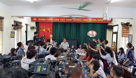 Vụ bắt học sinh tát bạn cùng lớp 50 cái: Bất ngờ với những lời chia sẻ của phụ huynh