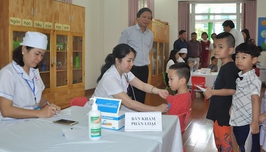 Phấn đấu 95% trẻ được tiêm chủng bổ sung vắc xin Sởi - Rubella