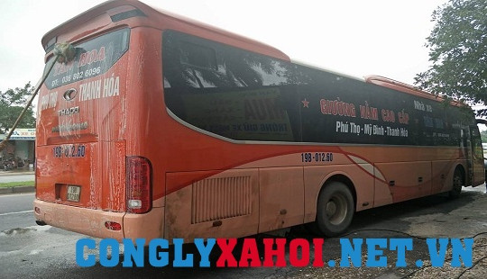 Nhà xe Tân Hoa bị tố “bỏ rơi” hành khách, ngang nhiên chạy sai luồng tuyến