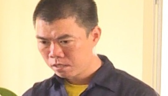 Cướp giật tài sản, bị bốn tòa tuyên phạt gần 17 năm tù giam