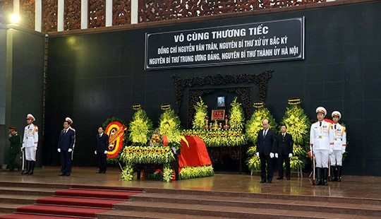 Tổ chức trọng thể Lễ tang đồng chí Nguyễn Văn Trân