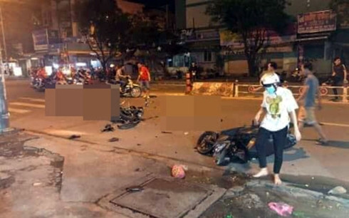 Tai nạn khi đi “bão” mừng chiến thắng, nhiều người thương vong