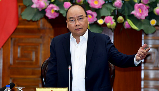 Thủ tướng chủ trì họp về công tác của Tiểu ban KT-XH chuẩn bị Đại hội XIII của Đảng