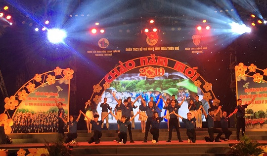 TP- Huế: Sôi nổi hoạt động dạ hội thanh niên chào đón năm mới 2019