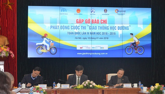 Phát động cuộc thi Giao thông học đường lần IV