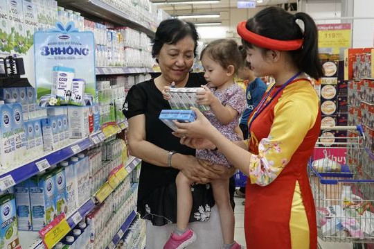 Cuối tuần mua nước giặt 3.8kg giá 3.000đ tại Co.opmart và Co.opXtra