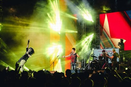 Ngũ Cung hứa hẹn làm "náo loạn" sân khấu V-Rock