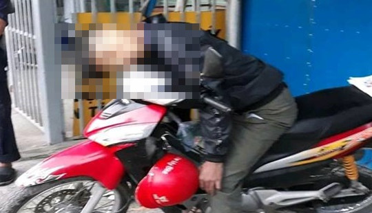 Nam thanh niên chết gục trên xe máy do sốc thuốc