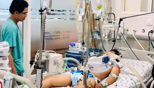 Mắc bệnh Hemophilia, cậu bé 14 tuổi "bị muỗi đốt cũng có thể mất mạng"