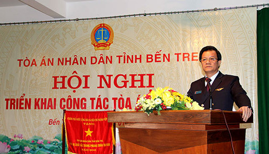 Phó Chánh án Lê Hồng Quang dự hội nghị triển khai công tác TAND hai cấp tỉnh Bến Tre, Đồng Tháp