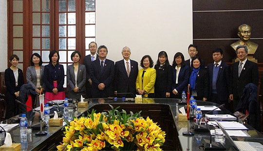 Phó Chánh án TANDTC Nguyễn Thúy Hiền tiếp xã giao Đoàn công tác JICA