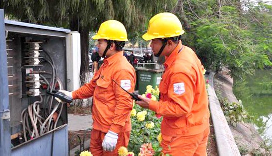 Hà Nội: Tăng cường đảm bảo điện phục vụ Tết 2019