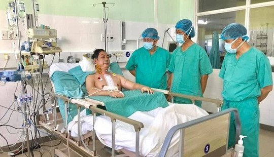 "Nghẹt thở" hành trình 700km đưa quả tim Hà Nội đập trong lồng ngực bệnh nhân Huế