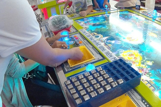 Phá sòng bạc trá hình trong đêm giao thừa