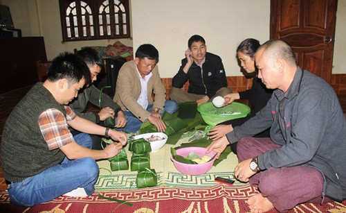 Tết Việt trên đất Lào