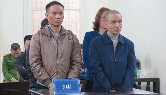 Dùng ma túy giả, ép ký nợ 2 tỷ đồng