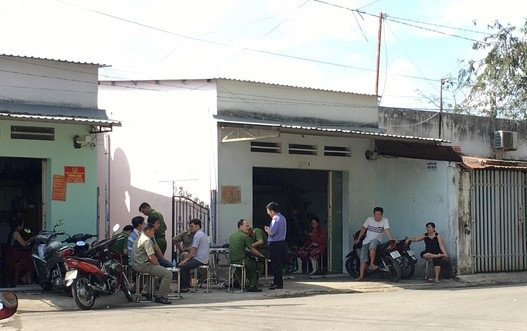 2 người đàn ông cùng dãy trọ tử vong trong 1 buổi sáng
