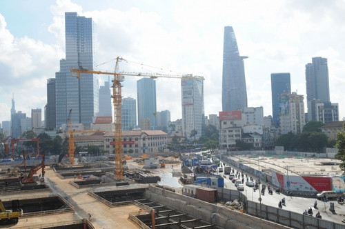UBND TP.HCM yêu cầu hoàn thành tuyến metro số 1 vào năm 2020