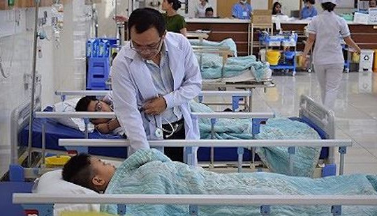 Đồng Nai: 21 học sinh nhập viện sau bữa ăn trưa