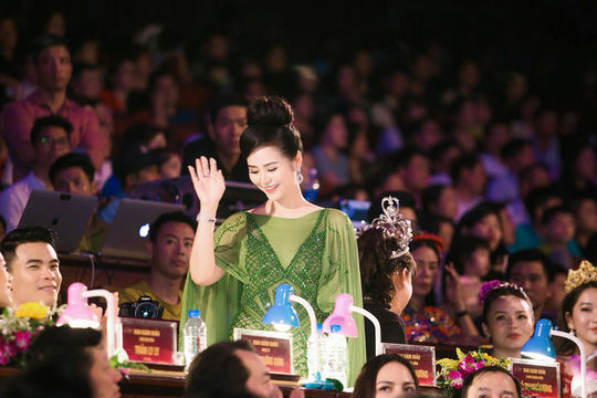 Nữ giám khảo chia sẻ về ngôi vị cao nhất "Người đẹp Kinh Bắc 2019"