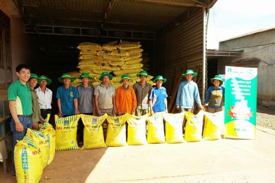 PVFCCo giữ vững danh hiệu Hàng Việt Nam chất lượng cao 16 năm liên tiếp
