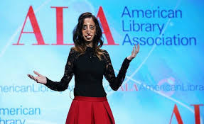 Lizzie Velasquez - cô gái xấu xí nhất thế giới trở thành diễn giả nổi tiếng