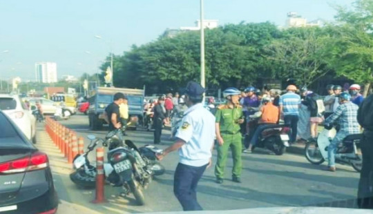 Trên đường đi học, nam sinh lớp 9 bị xe tải tông tử vong