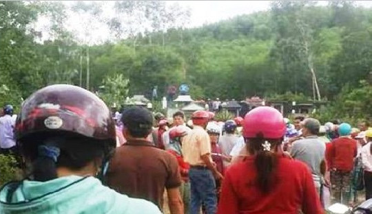 Bình Định: Phát hiện người phụ nữ ở khu nghĩa địa