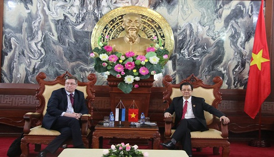 Phó Chánh án TANDTC Lê Hồng Quang tiếp Thứ trưởng Ngoại giao Estonia - Andres Rundu
