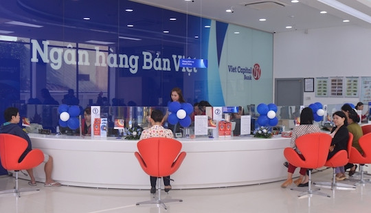 Nhiều ưu đãi dành tặng khách hàng nữ nhân dịp 8/3 tại Ngân hàng Bản Việt