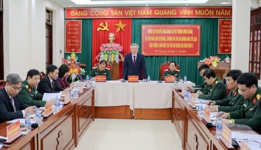 Chánh án TANDTC thăm, làm việc tại Tòa án Quân sự Quân khu 2