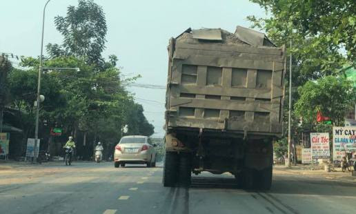 Xe cơi nới thùng, thành vẫn tung hoành trên quốc lộ