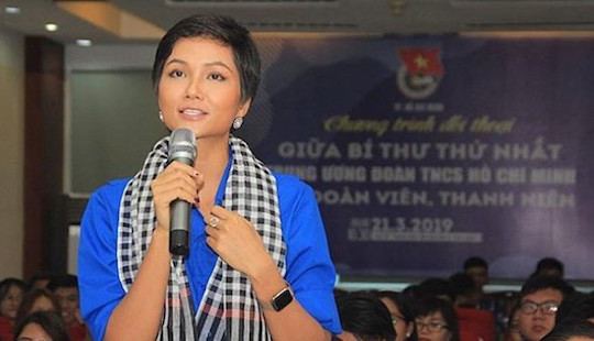 Tình nguyện giúp thanh niên trưởng thành