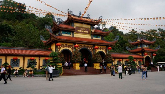 Yêu cầu chùa Ba Vàng chấm dứt hoạt động "thỉnh vong", cúng "oan gia trái chủ"