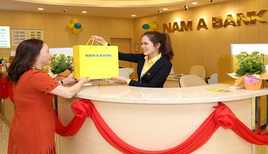 Hàng ngàn khách gửi tiền tiết kiệm trúng thưởng từ Nam A Bank