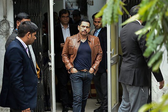 Robert Vadra được tại ngoại trong một vụ án rửa tiền