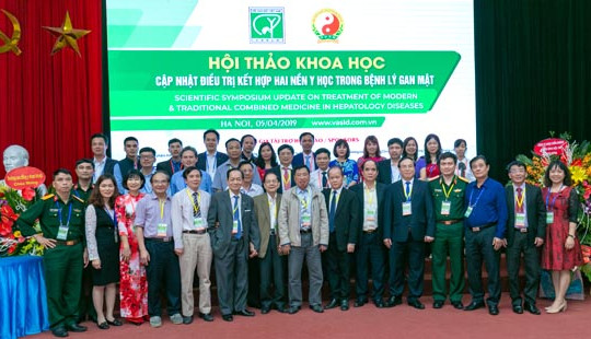 Hội thảo "Cập nhật điều trị kết hợp hai nền y học trong bệnh lý gan mật"
